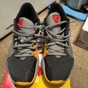 Nike Giannis Freak 2 Taxi